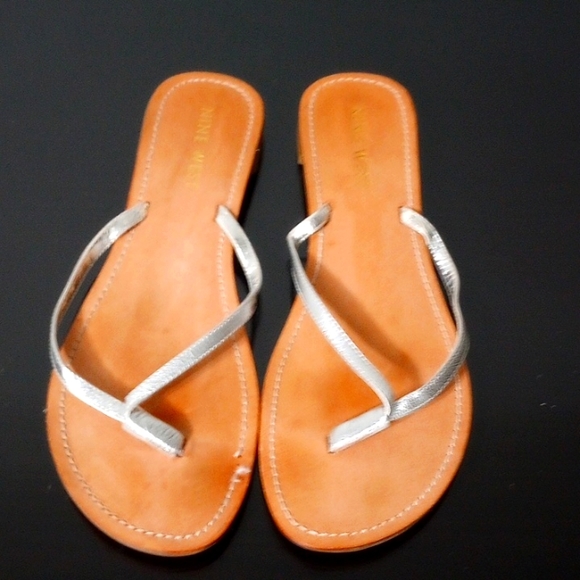 Nine West silver sandals - Picture 1 of 3
